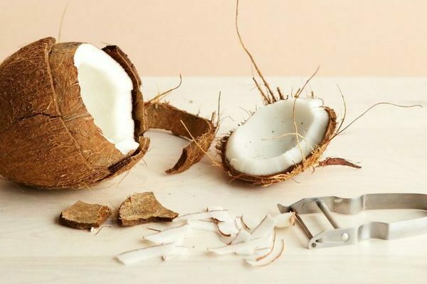 как очистить кокос 